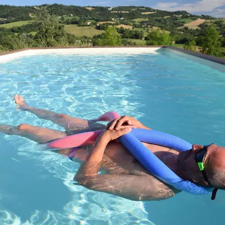 Vibrant In With Swimming Pool * San Ginesio